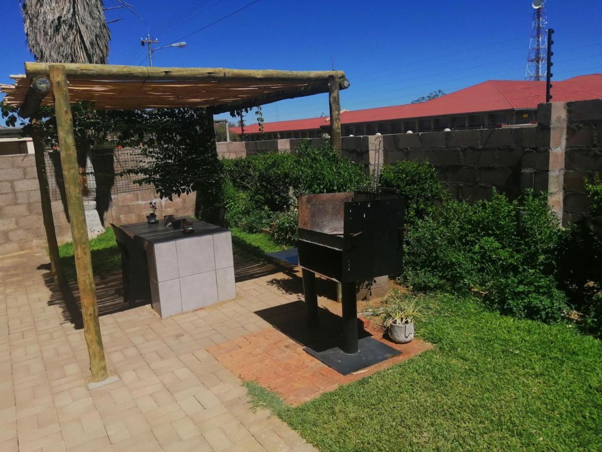 Hotel Keetmanshoop Self-Catering Exterior foto