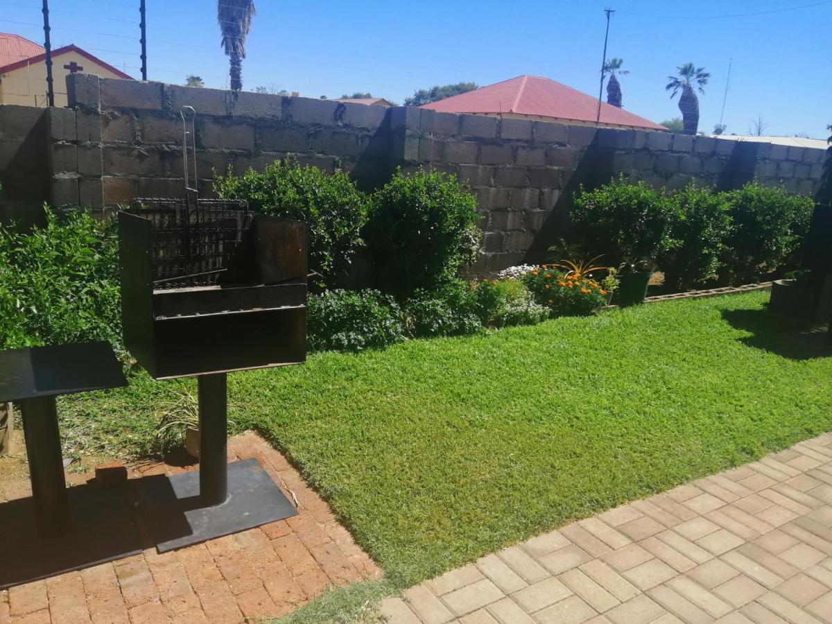 Hotel Keetmanshoop Self-Catering Exterior foto
